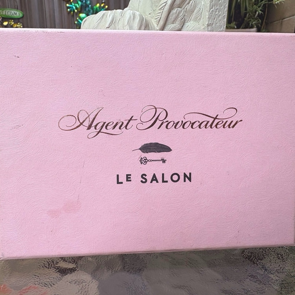 RARE Agent Provocateur stationary set